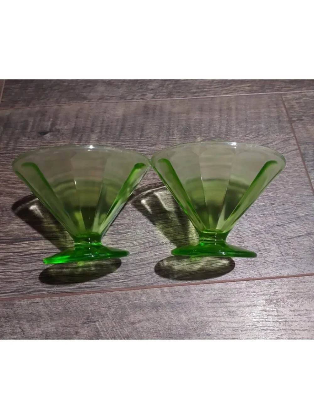 Federal Glass Company Pudding Custard Sherbet 2 Cups Glowy Depression Green - Picture 14 of 16